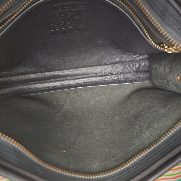 Vintage Coach Taylor Bag 9944 - Picture 14 of 15